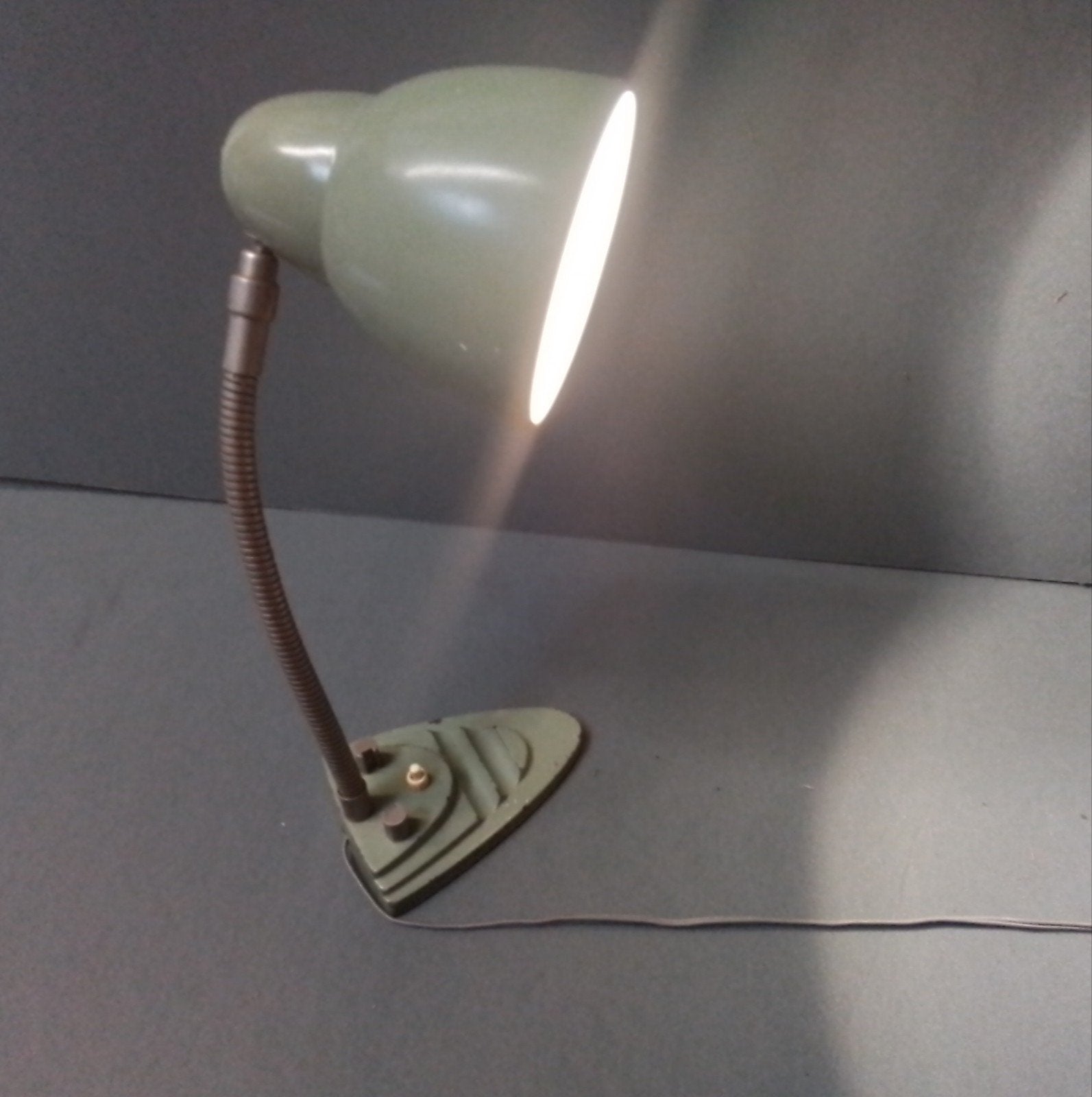 Vintage Groene bauhaus Bureaulamp met Flexibele Arm, Ophalen of Verzenden