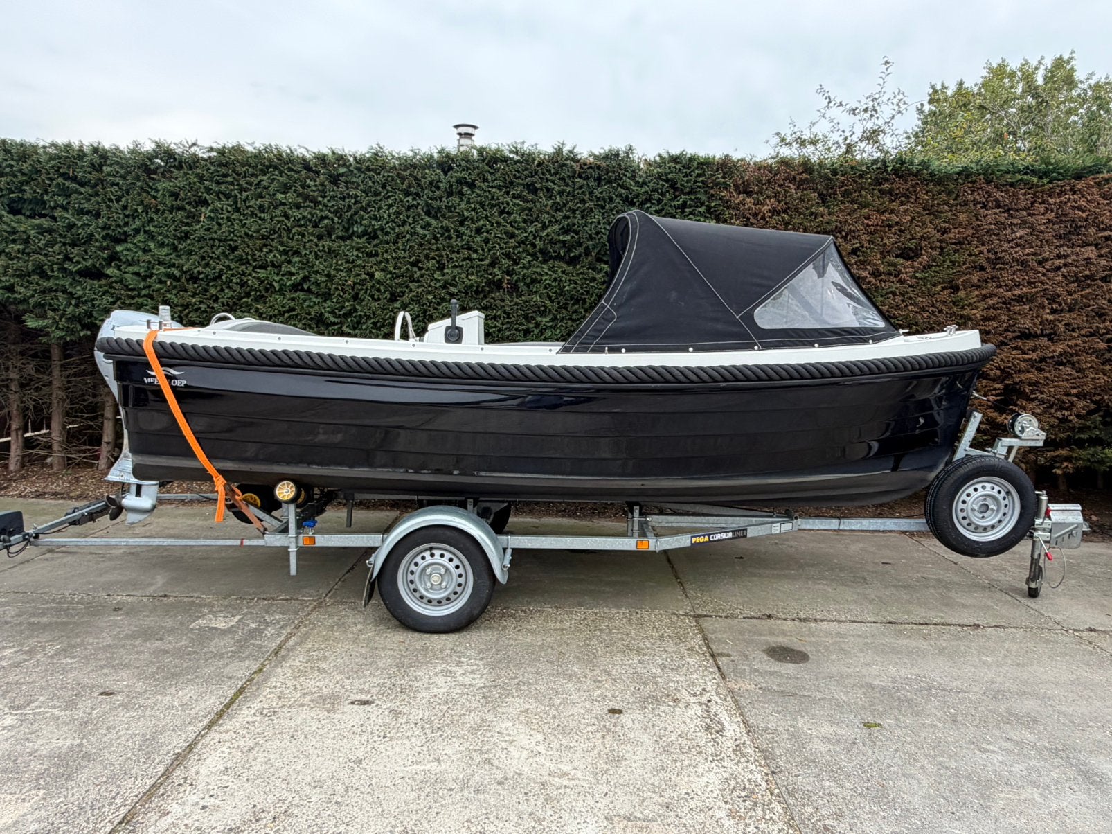 Fraaie Meersloep 495 met 20PK Honda bbm en evt. trailer, Ophalen, Zo goed als nieuw, Rondzit