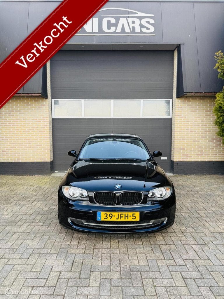 BMW 1-serie 118i Executive | Automaat|nieuwe Ketting|LM16, Achterwielaandrijving, Zwart, Origineel Nederlands, Euro 4