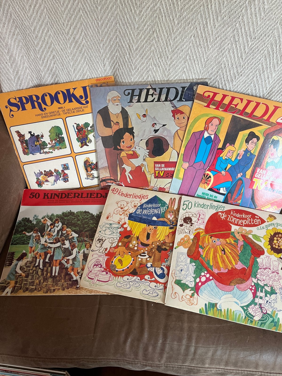 Vintage Kinderplaten: Sprookjes, Heidi & Kinderliedjes, Gebruikt, Ophalen of Verzenden, 3 tot 5 jaar, Verhaal of Sprookje