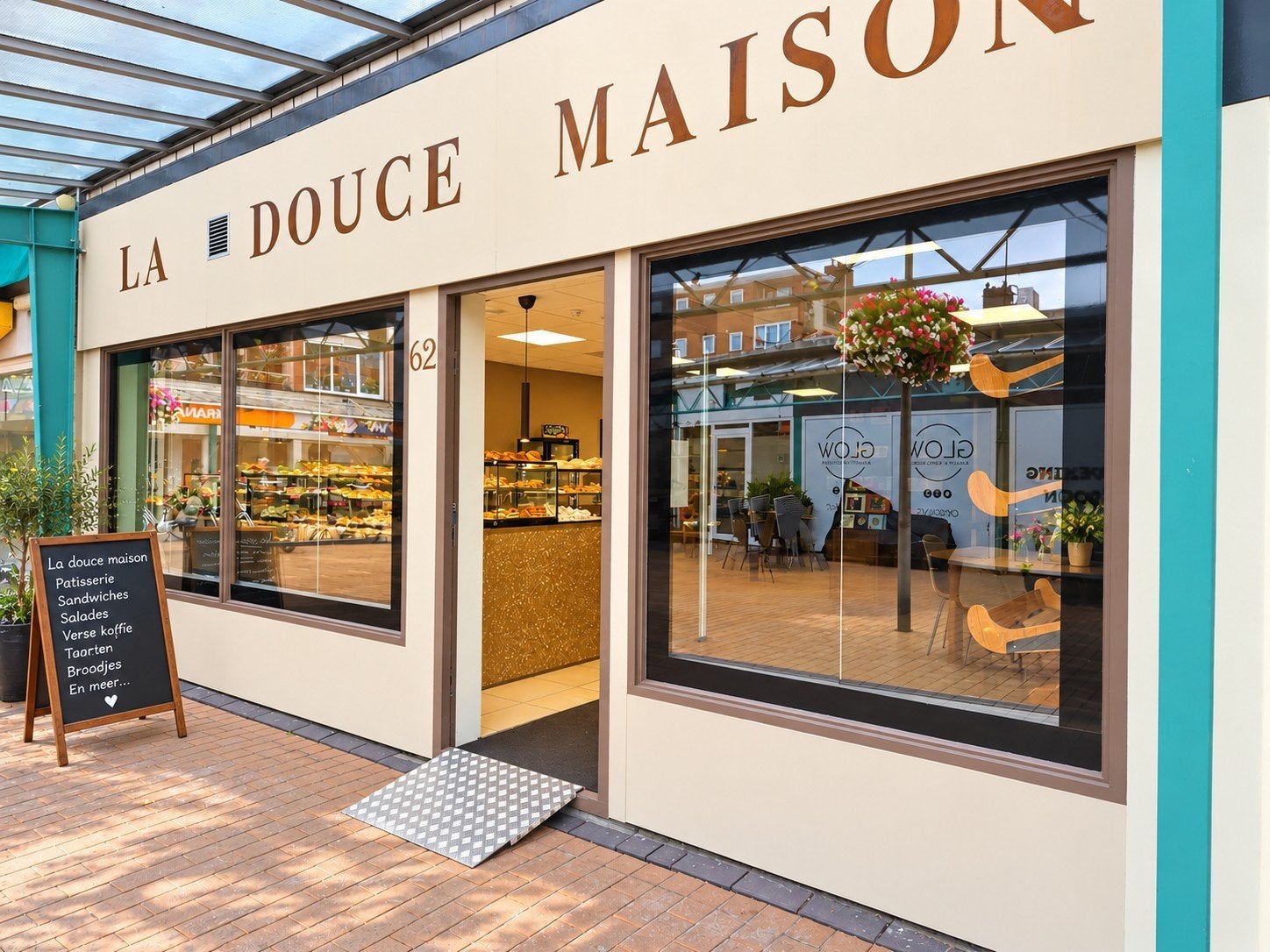 Complete patisserie/ Lunchroom  ter overname, Zakelijke goederen, Exploitaties en Overnames