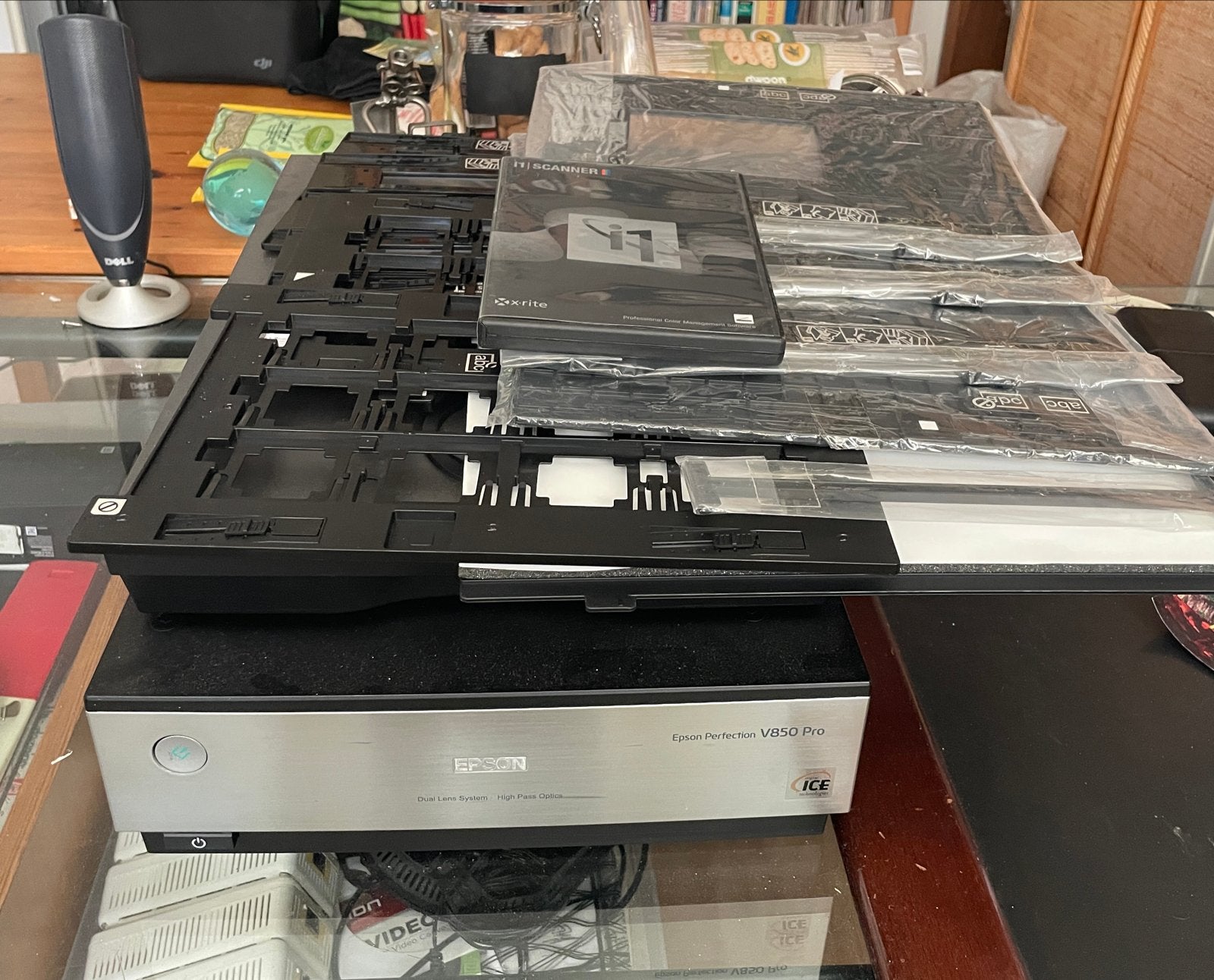 Epson Perfection V850 Pro scanner met alle toebehoren, Ophalen, Zo goed als nieuw, Flatbedscanner