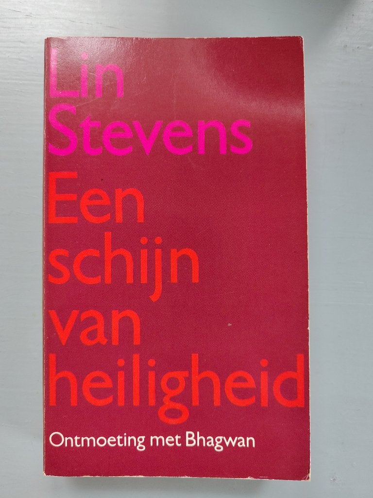 Boek Een schijn van heiligheid - Lin Stevens, Boeken, Gelezen, Ophalen of Verzenden, Overige onderwerpen, Lin Stevens
