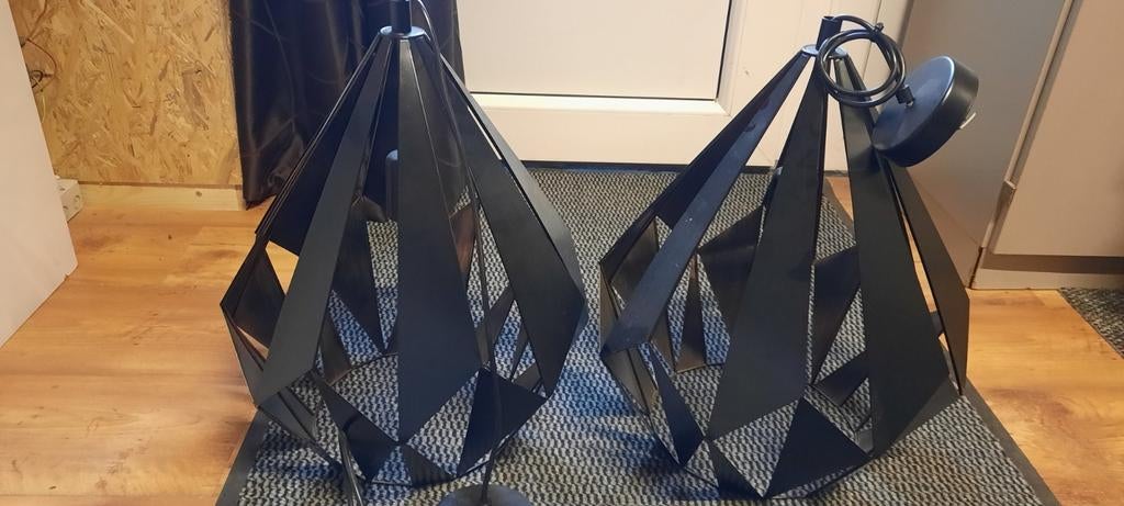 Set van 2 eglo carlton zwarte metalen hanglampen, 50x39cm, Ophalen, Zo goed als nieuw, Metaal, Modern, Geometrisch, Industrieel