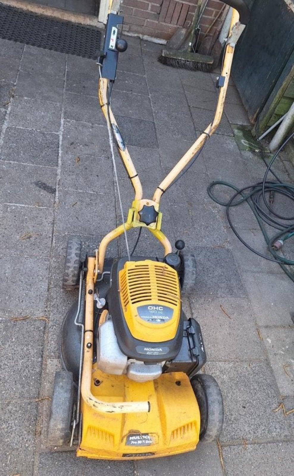 Stiga grasmaaier Mulch

Met voorwiel aandrijving, Ophalen, Gebruikt, Stiga