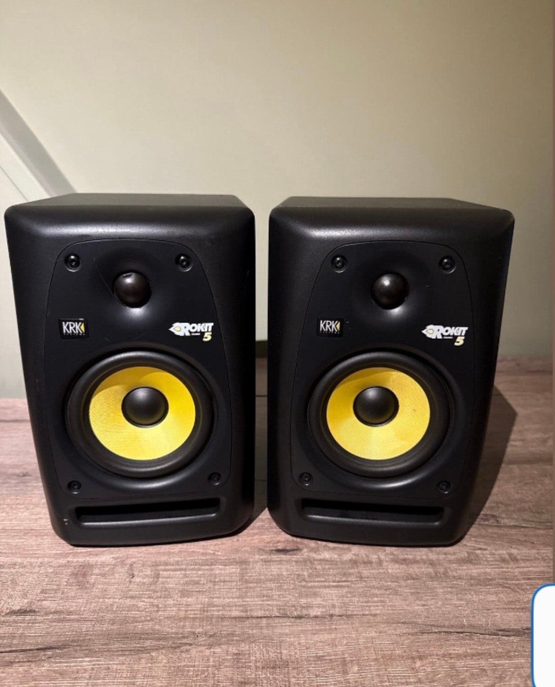 Set van 2 KRK Rokit RPG2 5 Studio Monitoren met kabels, Inclusief kabels, Ophalen, Studiomonitor, KRK
