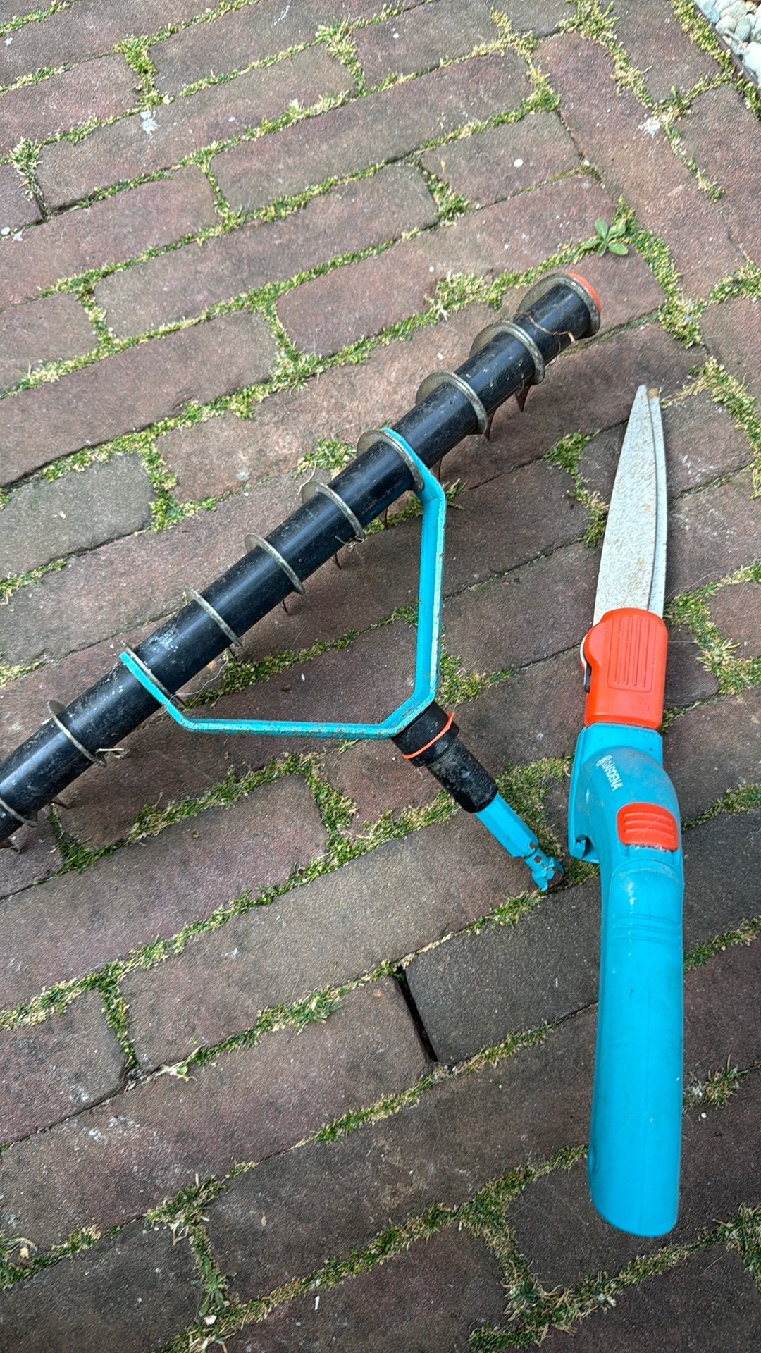 Gardena verticuteer hark en gras schaar, Ophalen, Gebruikt