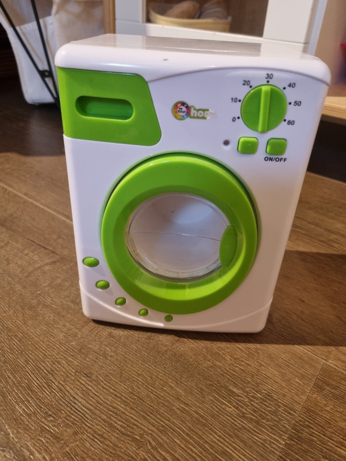 Speelgoed keukenapparaturen, Ophalen