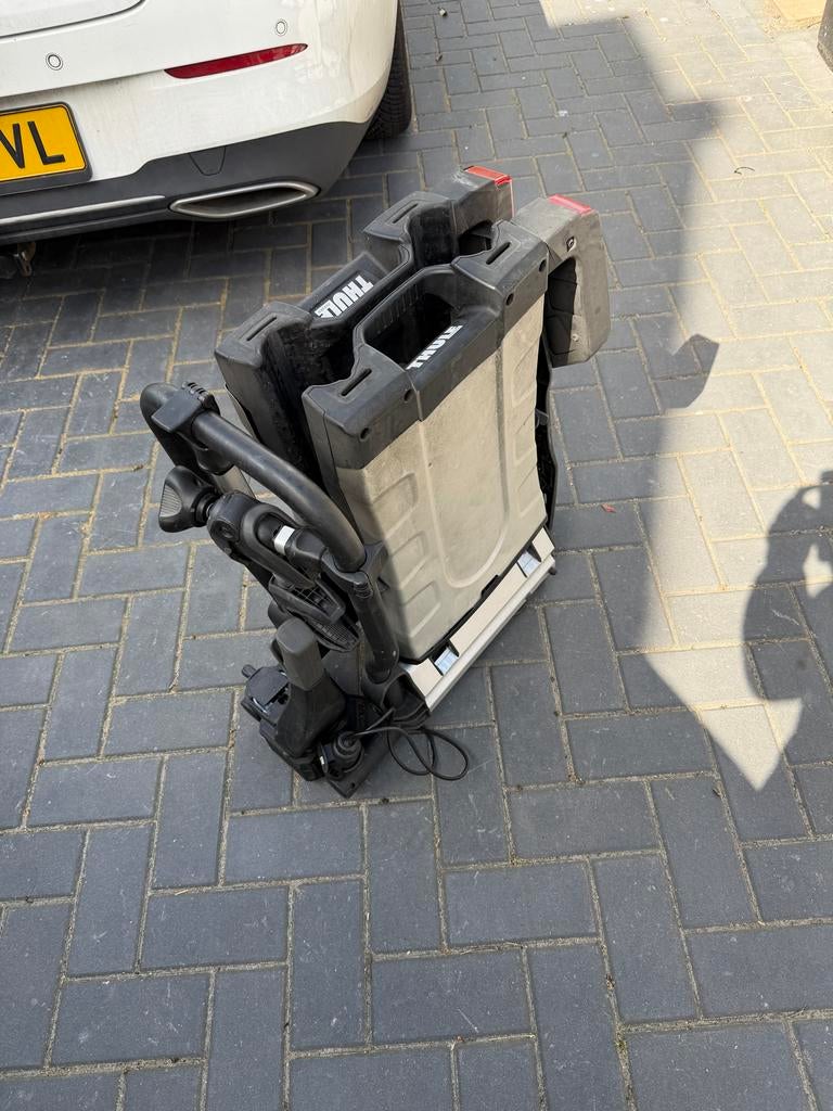 Thule Easyfold XT 933 fietsendrager voor 2 e-bikes, Auto diversen, Fietsendragers, Ophalen, Gebruikt, 2 fietsen, Trekhaakdrager