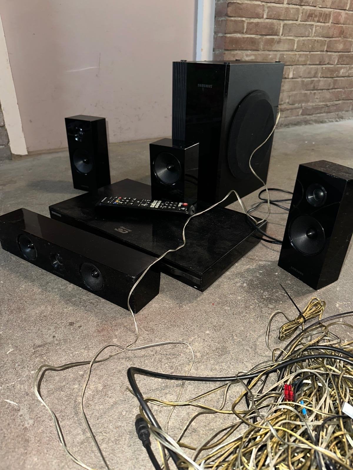 Samsung Home Cinema Set met Blu-ray speler en 5.1 systeem, Audio, Tv en Foto, Home Cinema-sets, Ophalen, Gebruikt, Blu-ray-speler