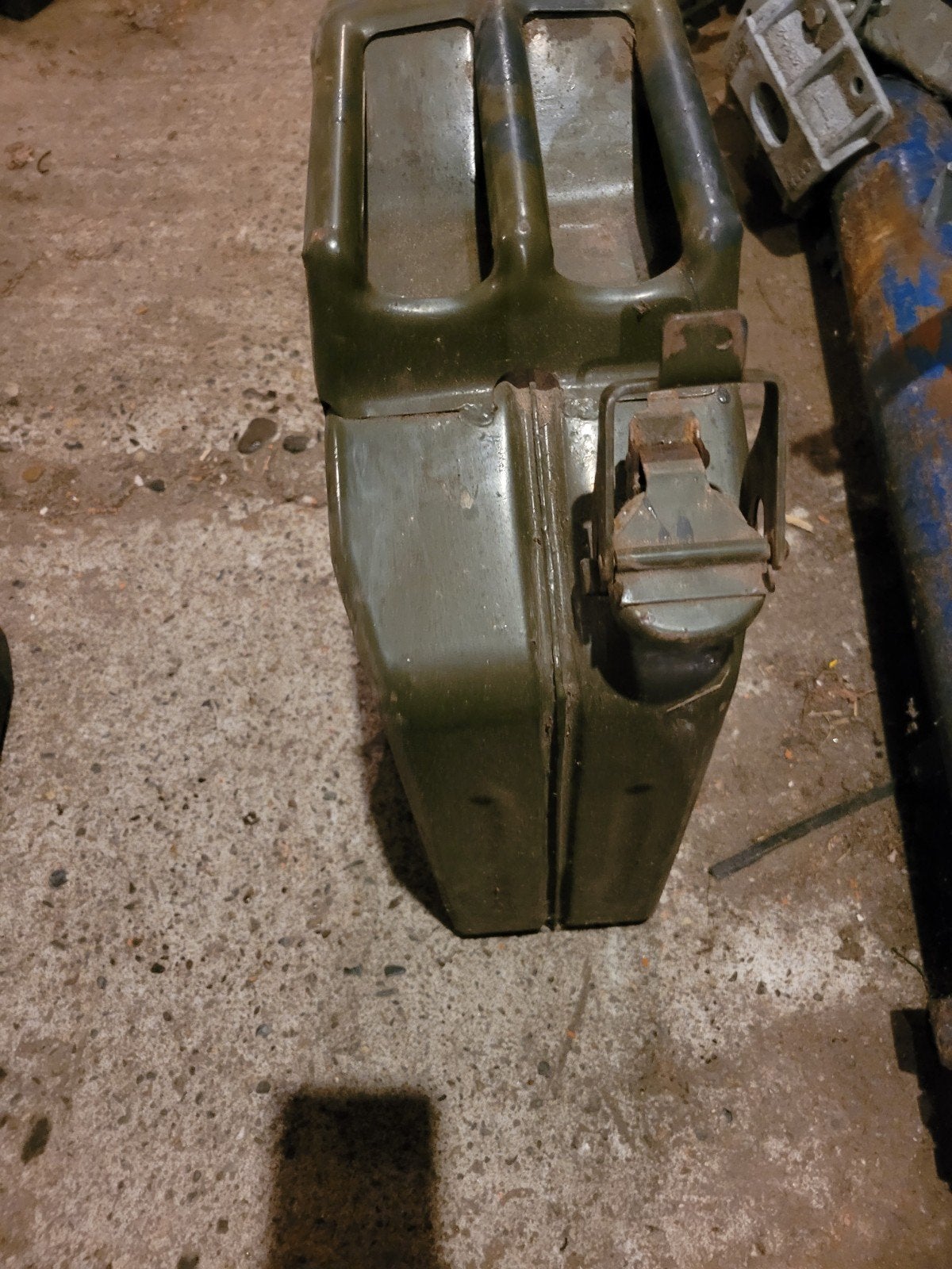 Oude leger jerrycan 20L - Groen, Ophalen