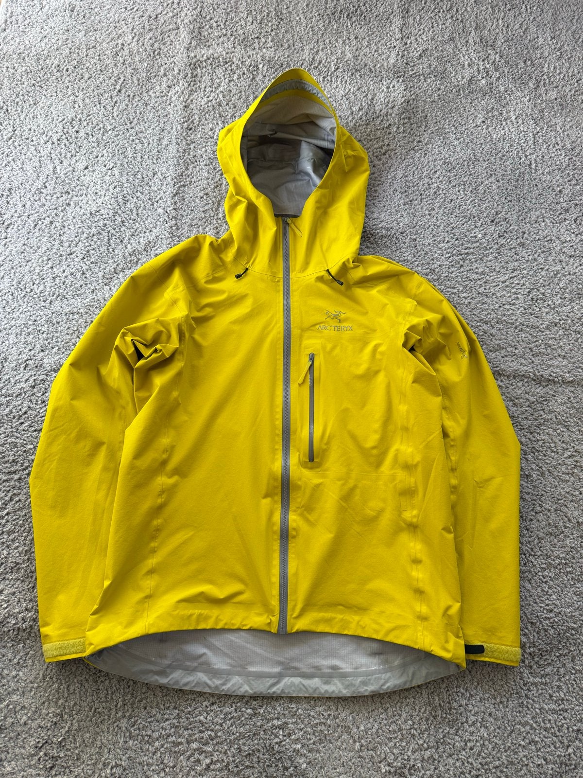 Arc'teryx Alpha FL Gore-Tex Pro Jas Heren L Geel