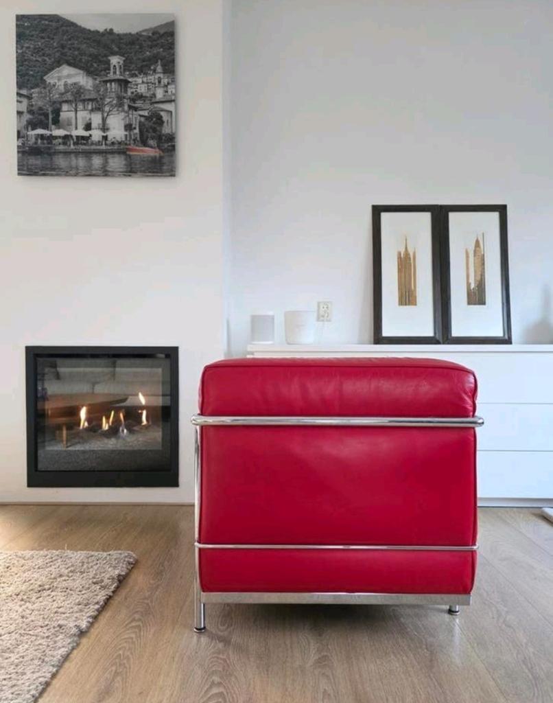 Cassina LC2 fauteuil Grand Confort Le Corbusier, Huis en Inrichting, Ophalen of Verzenden, Leer