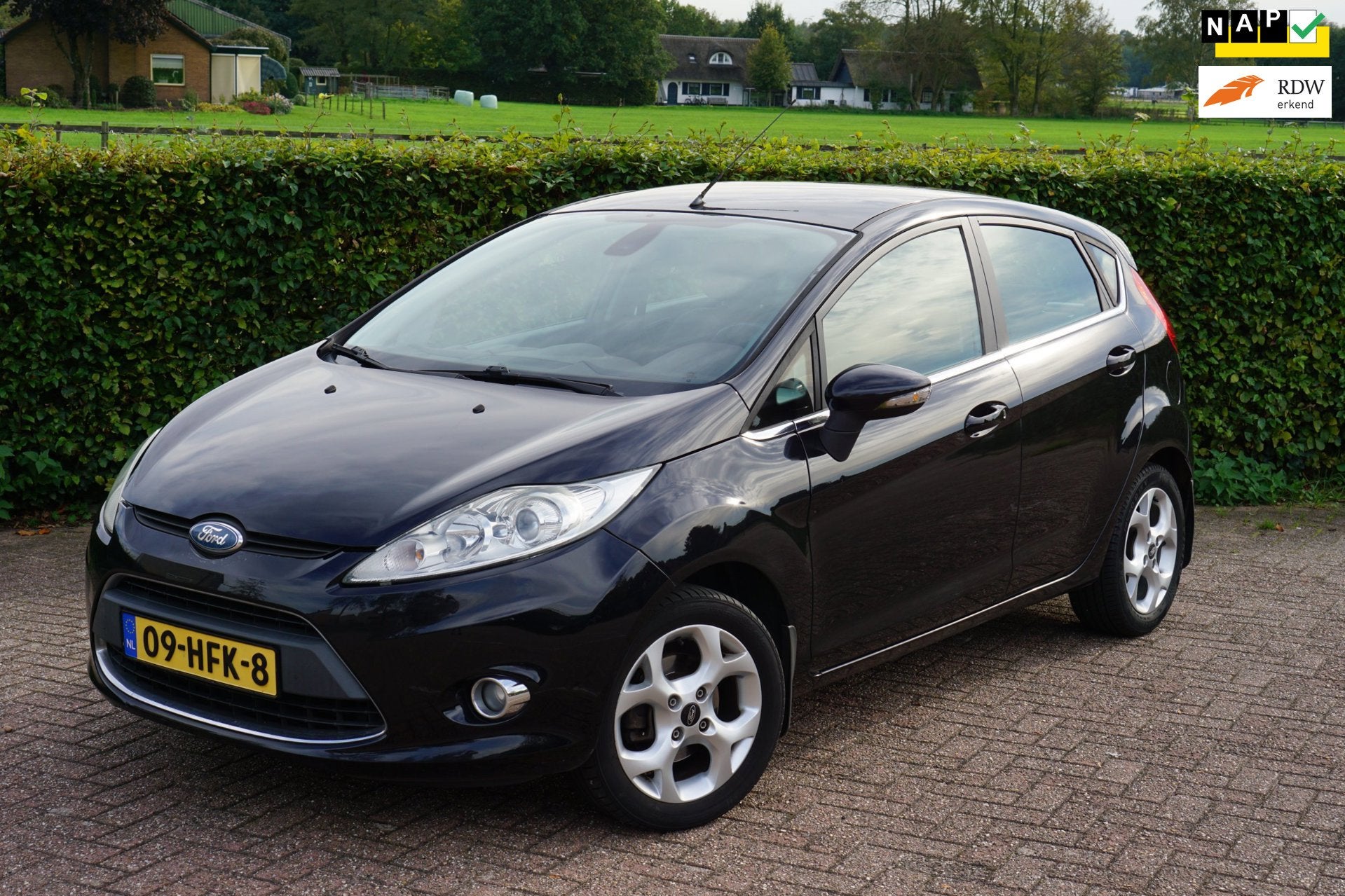 Ford Fiesta 1.25 Titanium|2e Eigenaar|Historie|82 PK|NAP, Voorwielaandrijving, Stof, 1242 cc, 82 pk