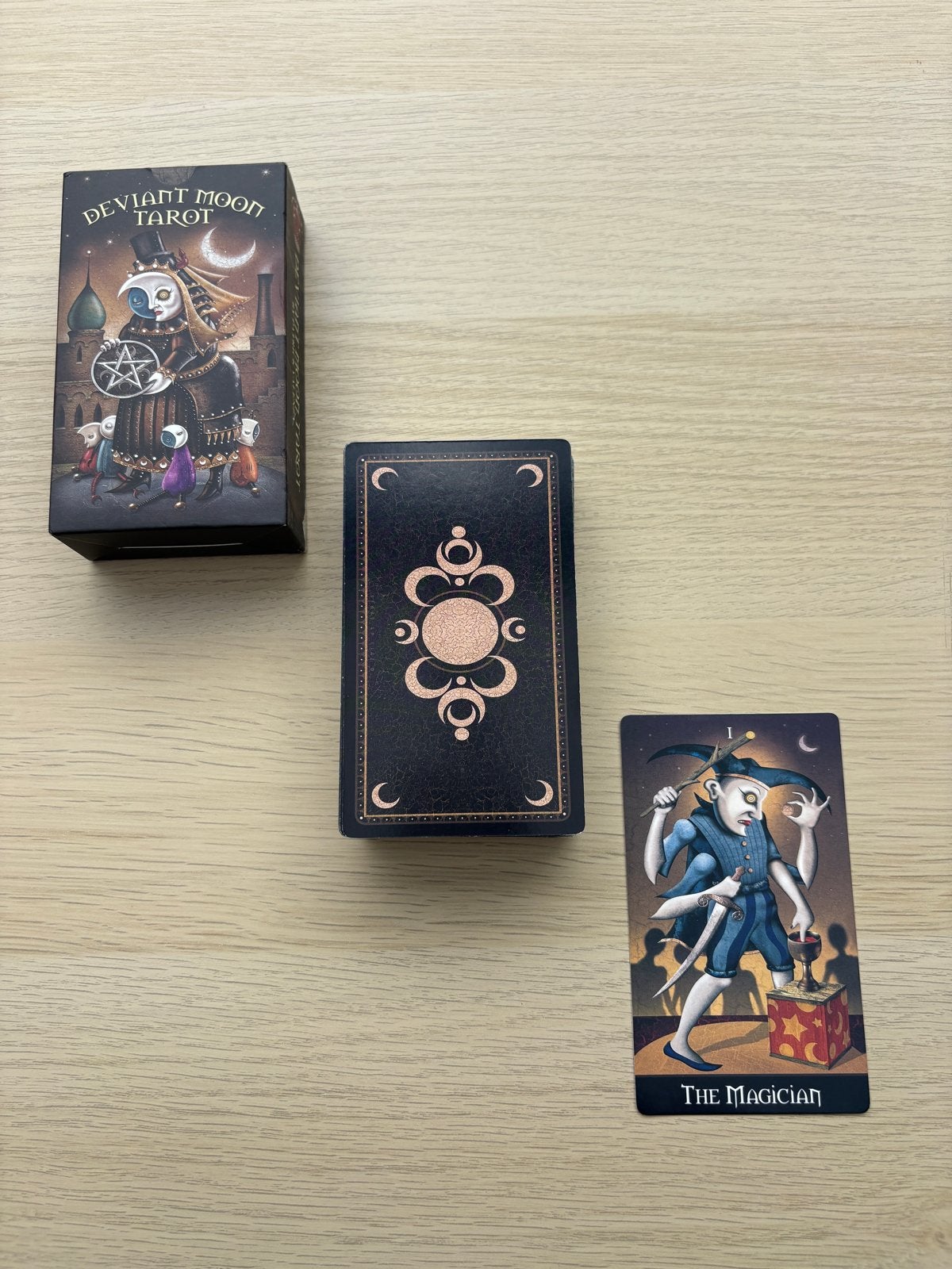 Deviant Moon Tarotdeck - Uniek & Mysterieus, Ophalen of Verzenden, Zo goed als nieuw, Tarot of Kaarten leggen, Overige typen