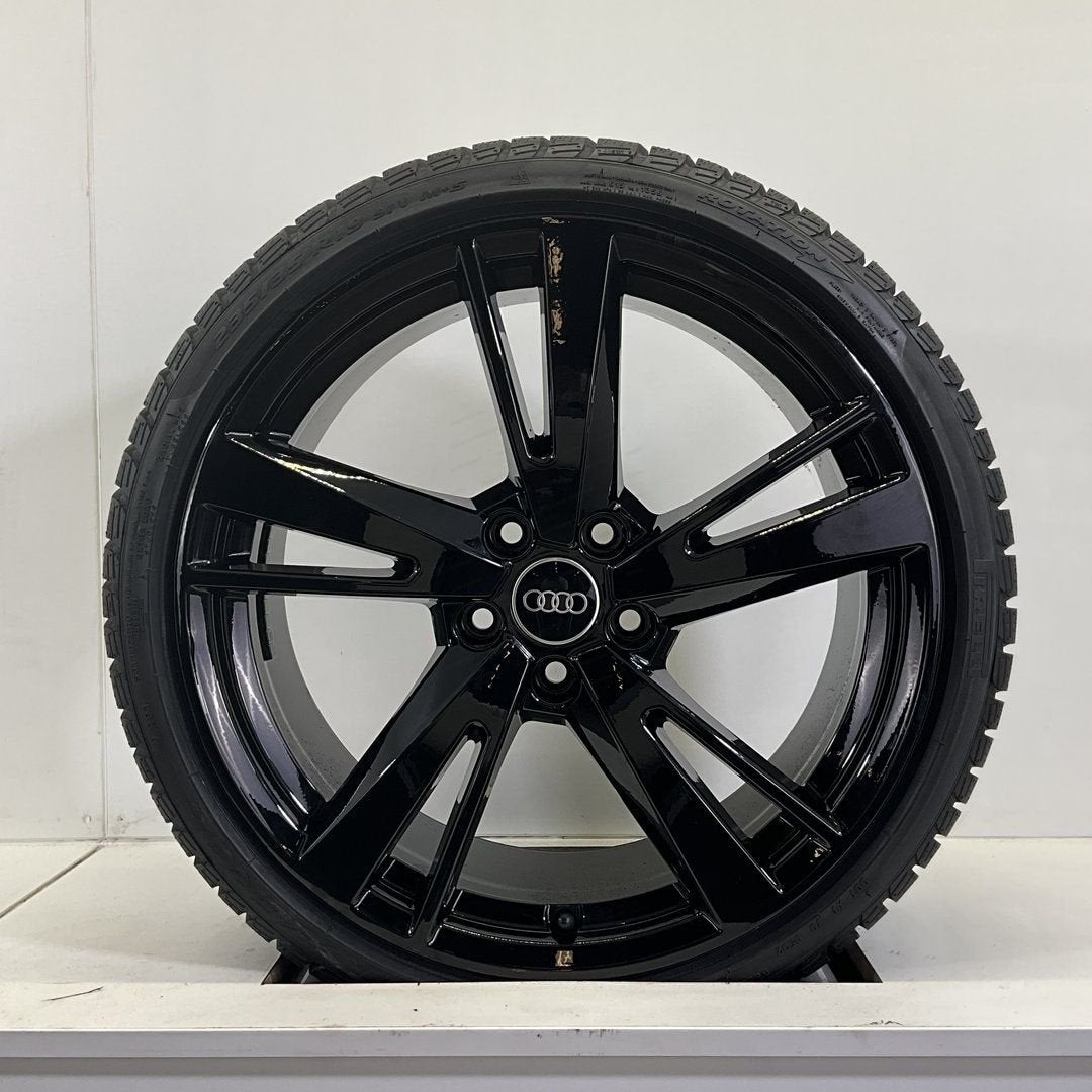 NIEUW AUDI A3 SET VElGEN + WINTERBANDEN 19 INCH, 19 inch, -, -, Banden en Velgen