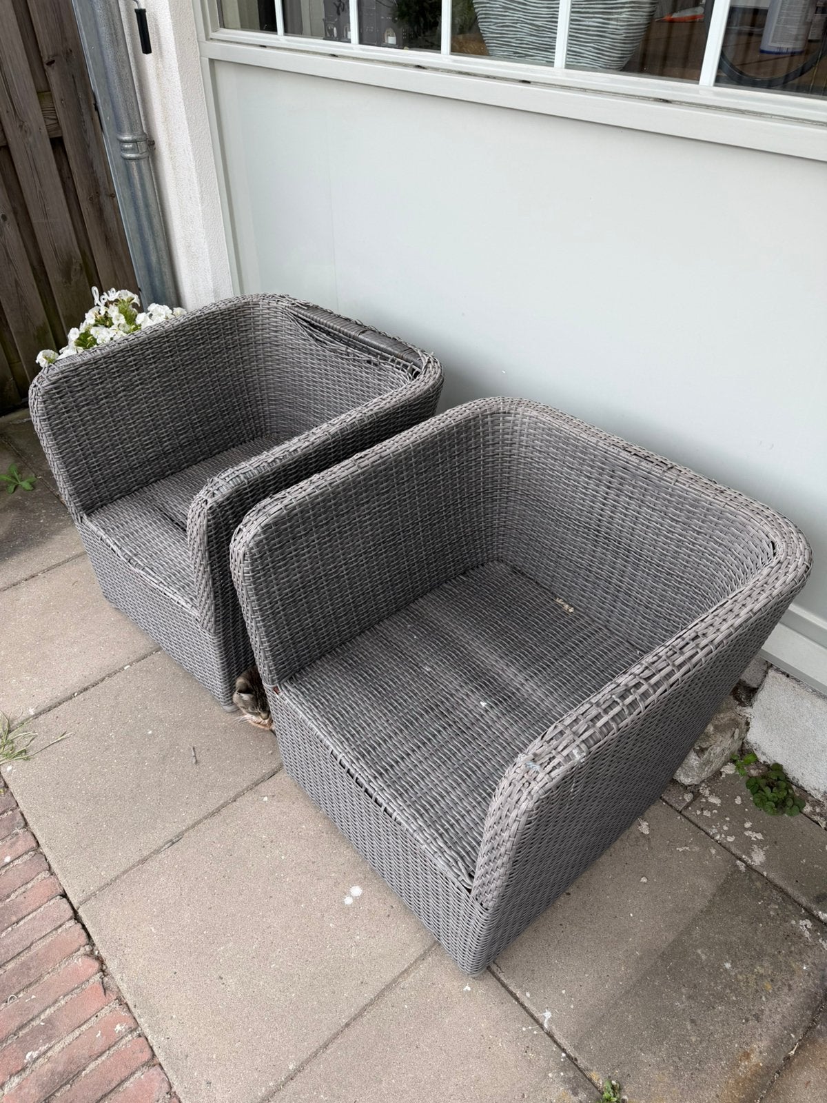 Gratis af te halen 2 stoelen, Tuin en Terras, Tuinsets en Loungesets, Kunststof, Gebruikt, Stoel, Tuinset