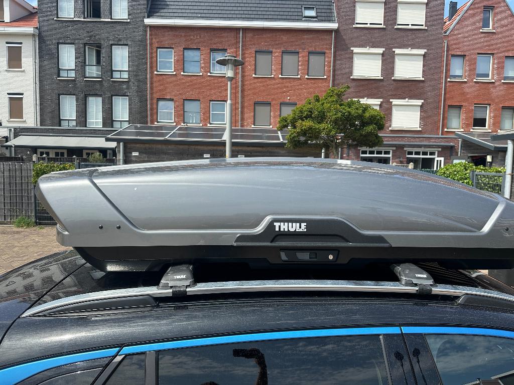 TE HUUR : Thule XT XL 500L Motion Dakkoffer Skikoffer, Auto diversen, Dakkoffers, Ophalen, Zo goed als nieuw