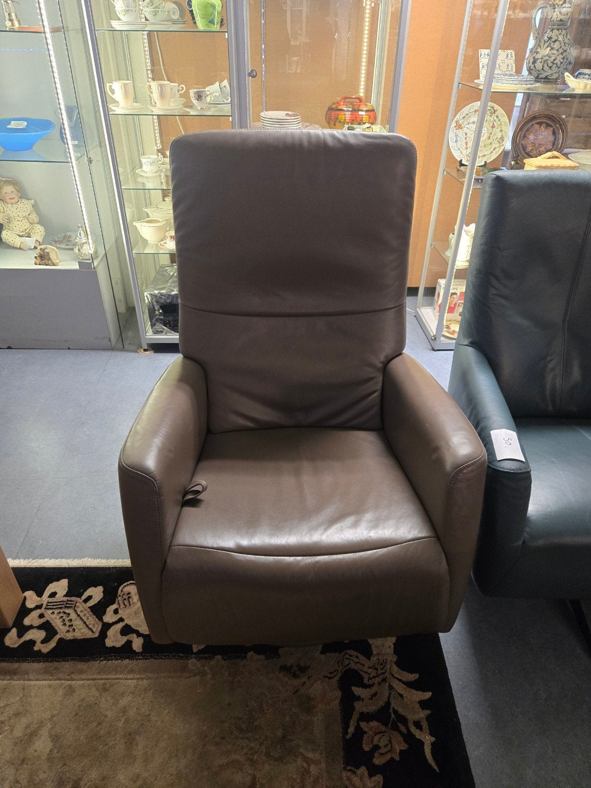 draai relaxfauteuil bruin leer, Ophalen, Zo goed als nieuw, 75 tot 100 cm, Leer