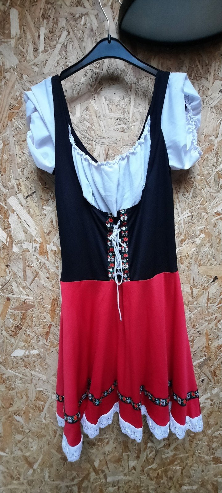 Dirndl Oktoberfest maat M, Ophalen of Verzenden, Zo goed als nieuw, Maat 38/40 (M), Overige thema's