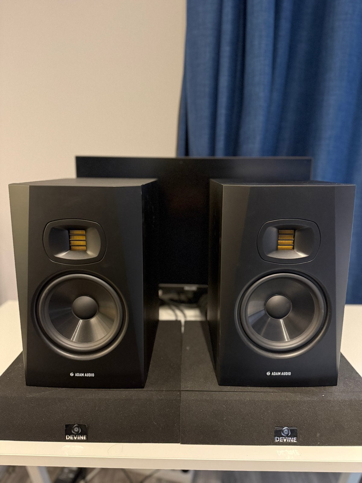 ADAM Audio T7V Studio Monitoren (Set van 2), Studiomonitor, Inclusief kabels, Zo goed als nieuw, 60 tot 120 watt