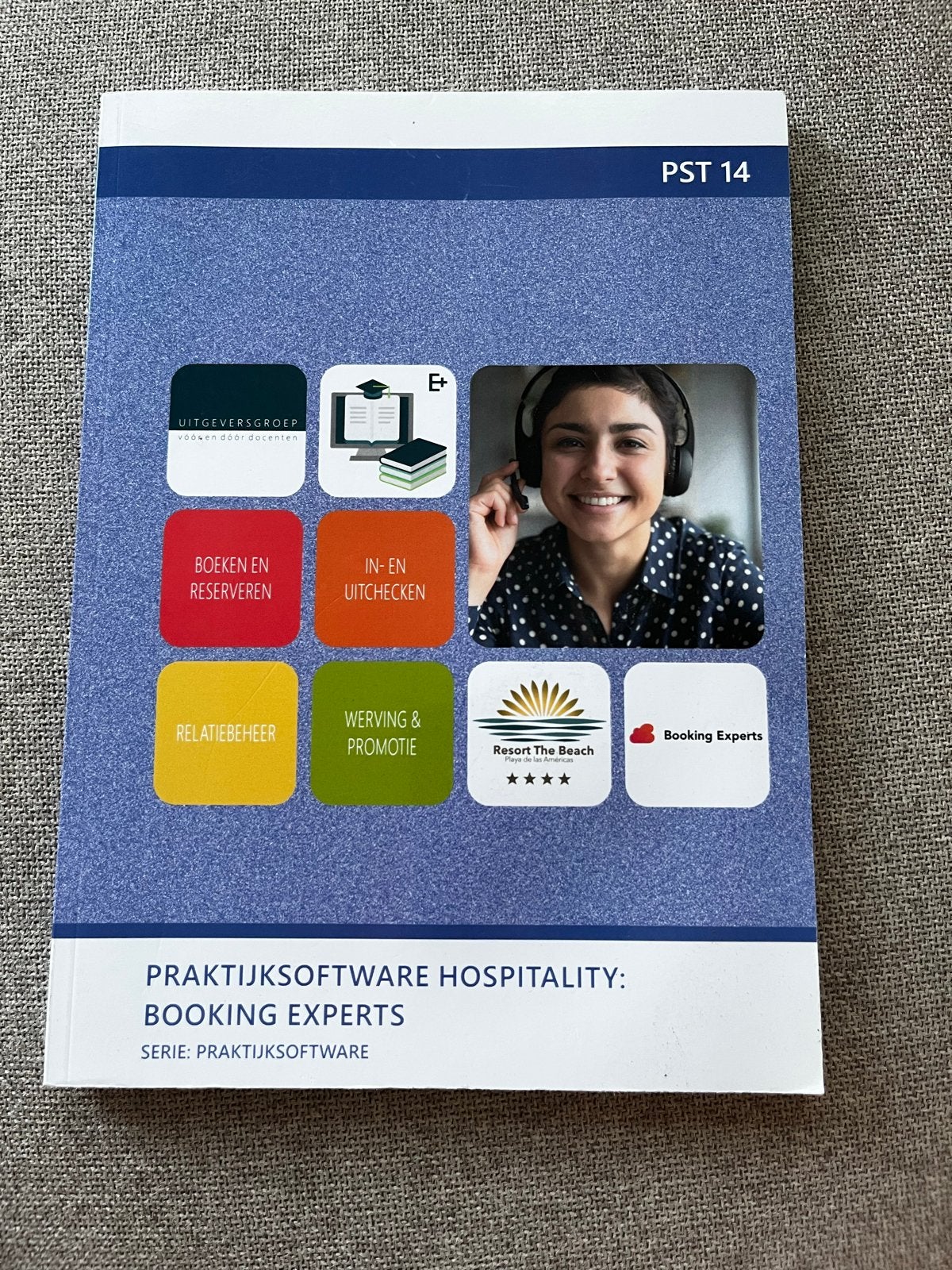 Praktijksoftware Hospitality: Booking Experts, Ophalen of Verzenden, Zo goed als nieuw, MBO