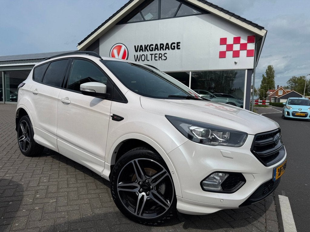 Ford Kuga 1.5 EcoBoost ST Line RIJKLAARPRIJS!, Auto's, Voorwielaandrijving, 12 maanden, 4 cilinders, Alcantara