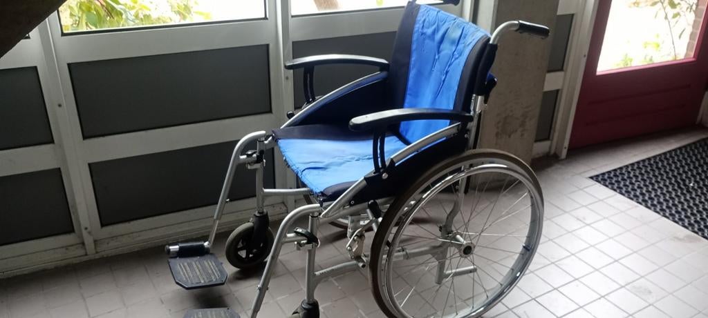 Nood Rolstoel tweedehands., Diversen, Ophalen, Gebruikt, Duwrolstoel