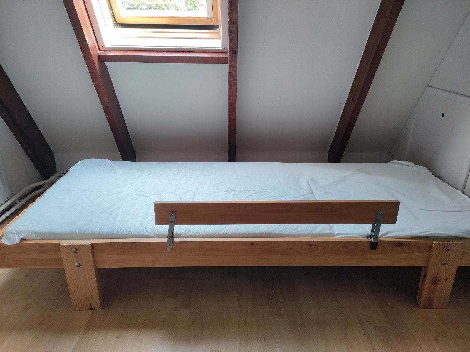 Meegroei bed ikea, Ophalen, Gebruikt, Bruin, Tweepersoons
