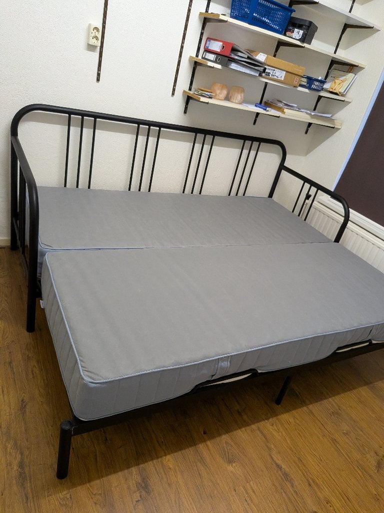 Bedbank, Huis en Inrichting, Slaapkamer | Slaapbanken, Ophalen, Gebruikt, Zwart, Tweepersoons