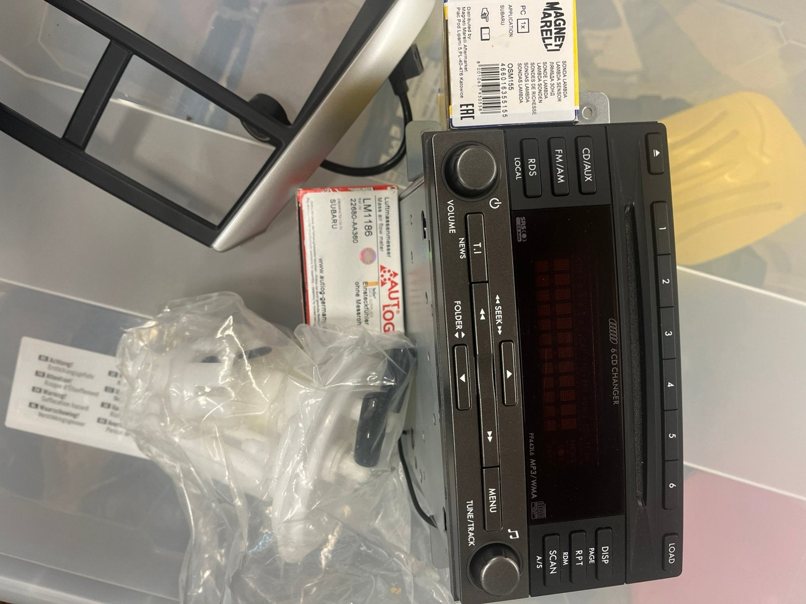 Subaru forester 2009 autoradio incl losse onderdelen nieuw), Ophalen of Verzenden, Gebruikt