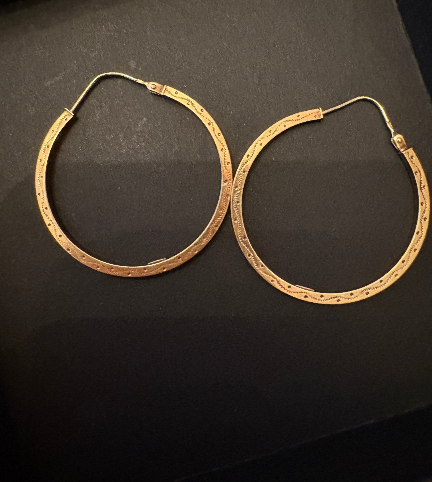14 karaats oorringen, Ophalen of Verzenden, Zo goed als nieuw, Goud, Goud