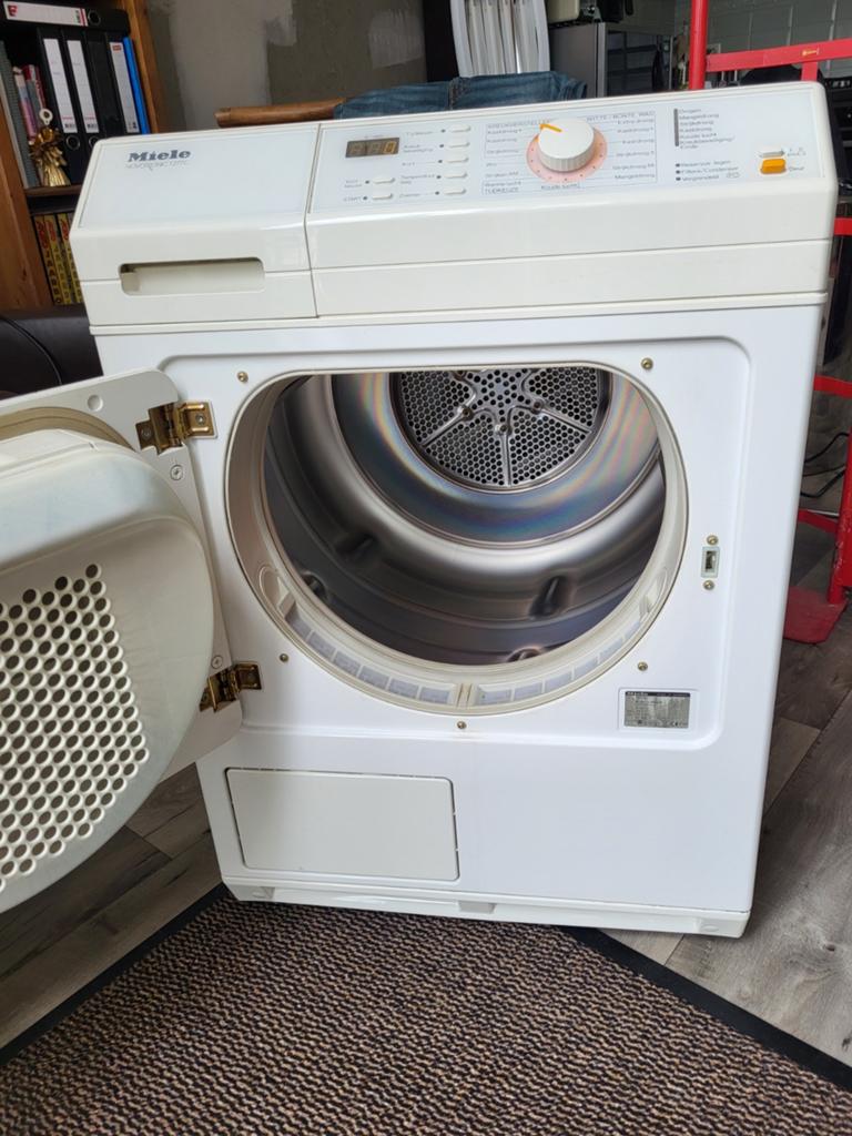 Miele Novotronic T277C Condensdroger - Zo goed als nieuw, Witgoed en Apparatuur, Wasdrogers, Ophalen, 6 tot 8 kg, Zo goed als nieuw
