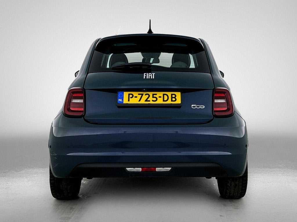 Fiat 500 La Prima 42 kWh | airco automatisch | Apple Carplay, Auto's, Fiat, 118 pk, 4 stoelen, 1265 kg, 255 min