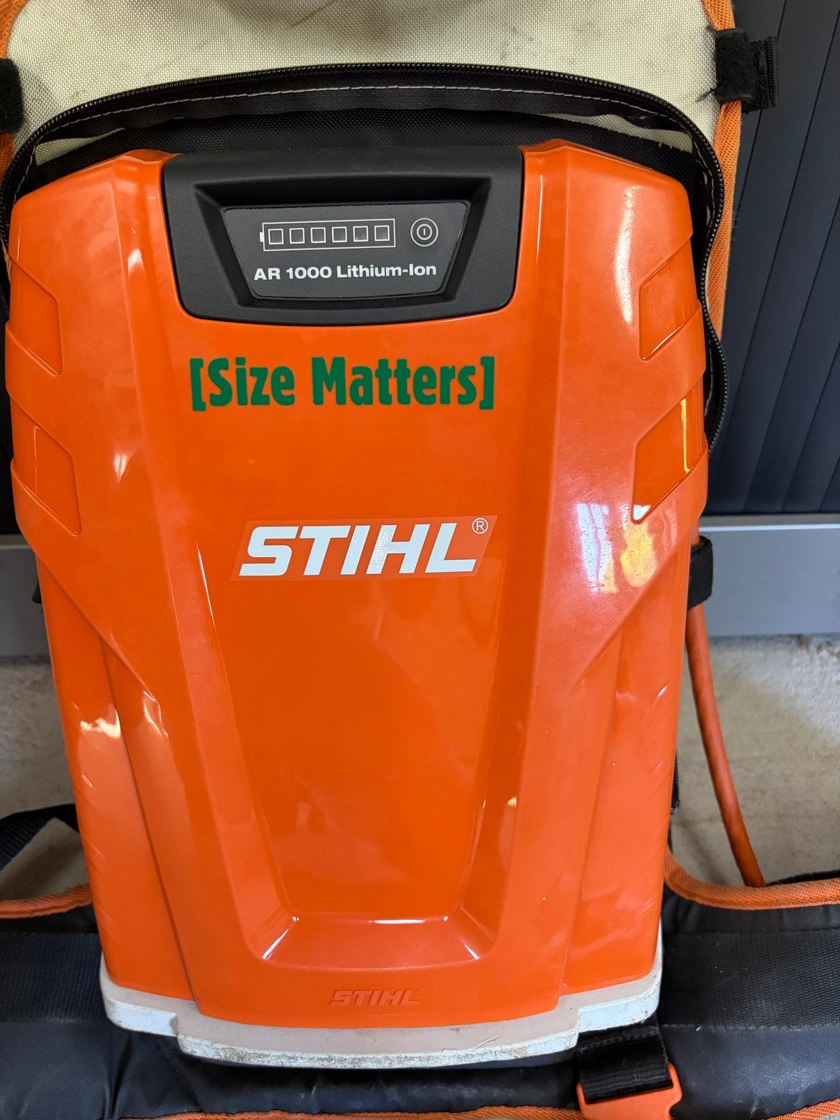 Stihl AR1000 rugaccu met harnas, kabel, dummy accu en regenh, Ophalen of Verzenden, Gebruikt, Overige soorten