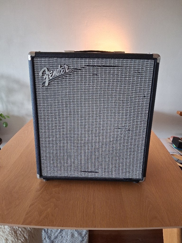 Fender Rumble 100 basgitaarversterker, Ophalen, Gebruikt, Basgitaar, 100 watt of meer