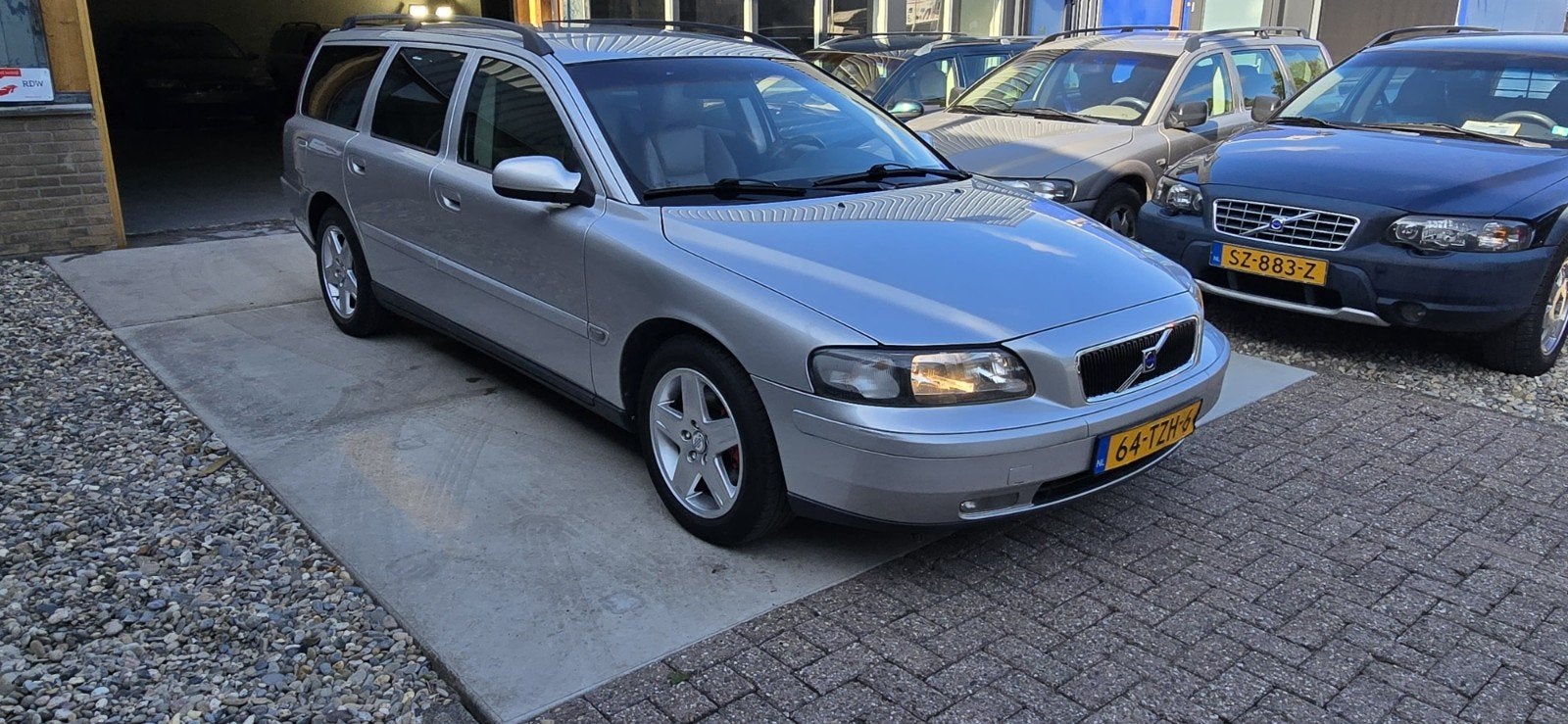 Volvo V70 2.4 T 200PK AUT youngtimer, foto 2