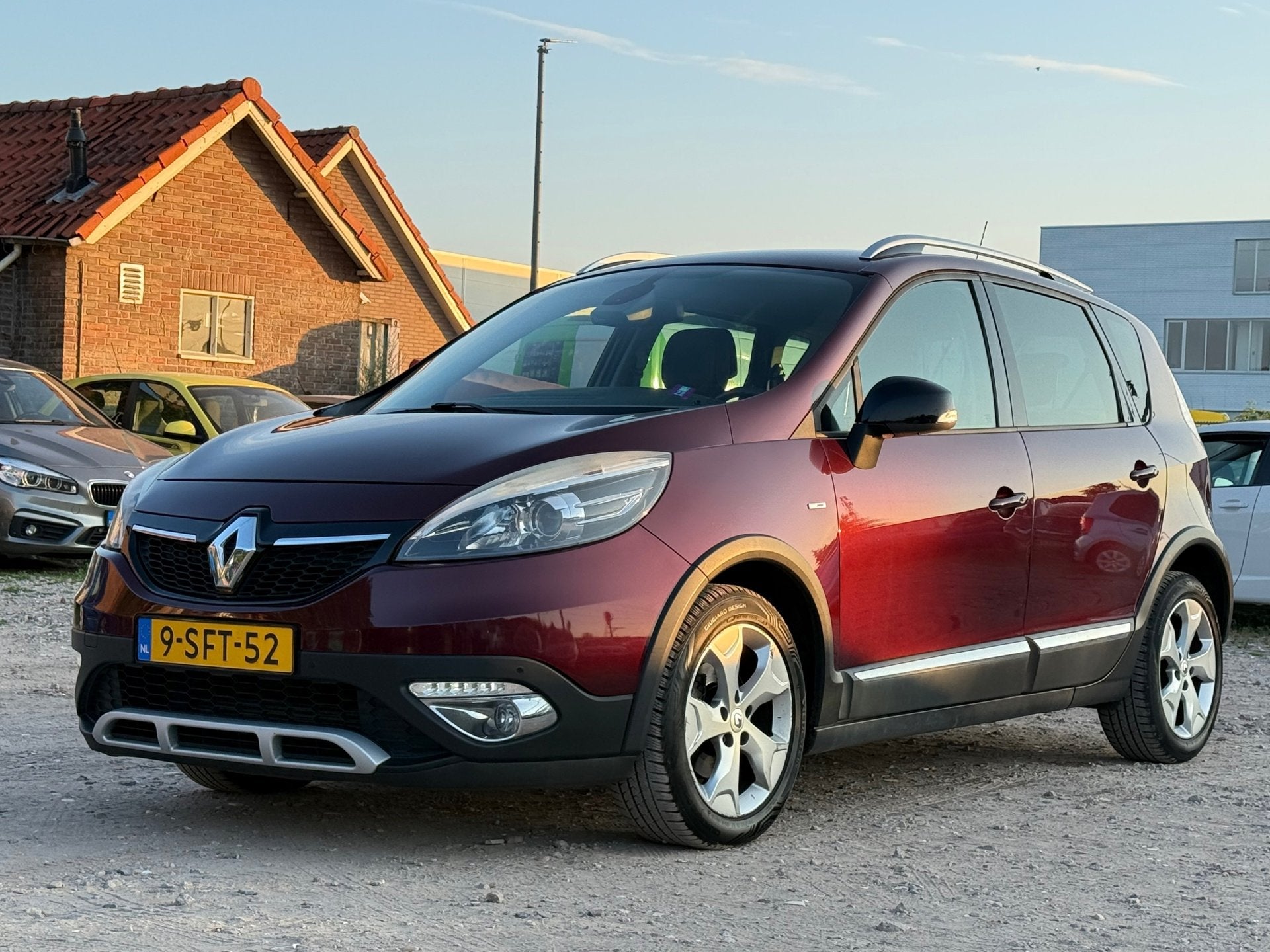 Renault Scénic Xmod 1.2 TCe Bose/ 6BAK/ DIGITAAL DASH, Auto's, Renault, Voorwielaandrijving, Euro 5, Gebruikt, 4 cilinders