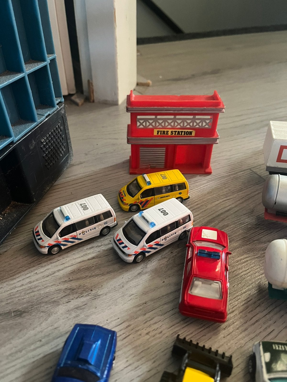 Speelgoed autos, Ophalen, Zo goed als nieuw