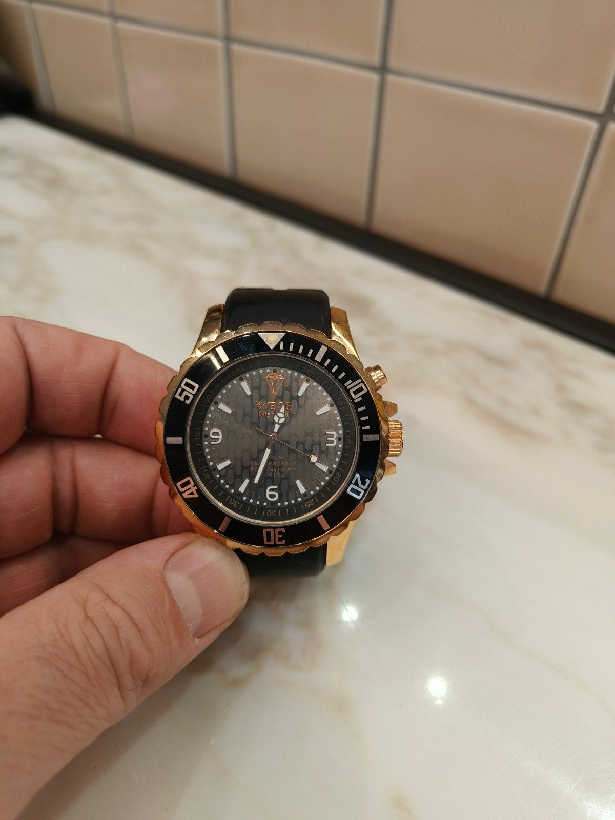 Kyboe Giant 48 goud/zwart, Overige materialen, Polshorloge, Overige materialen, Zo goed als nieuw