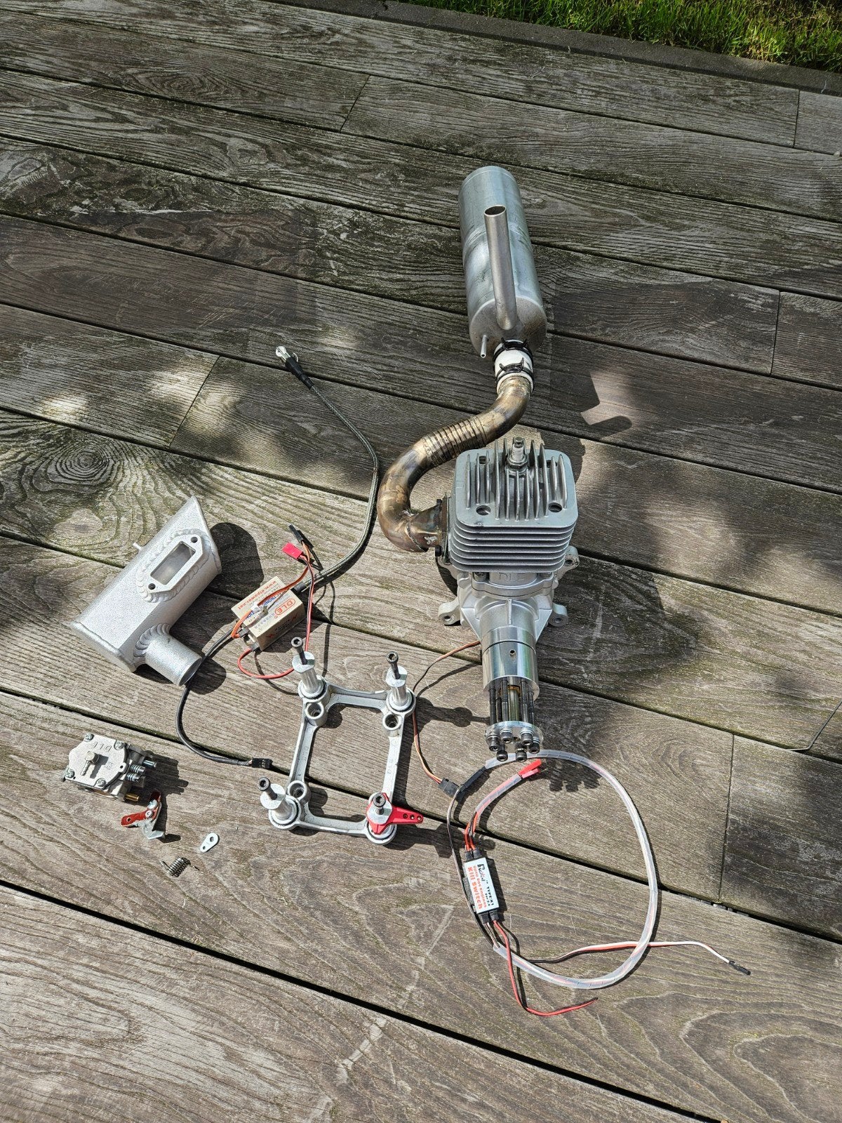 Dle 85 cc, Hobby en Vrije tijd, Modelbouw | Radiografisch | Vliegtuigen, Ophalen