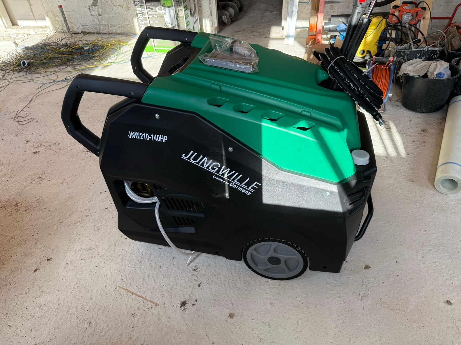 Jungwille JNW210-140HP Hogedrukreiniger Warm Water Diesel, Tuin en Terras, Hogedrukreinigers, Ophalen, Zo goed als nieuw, Benzine