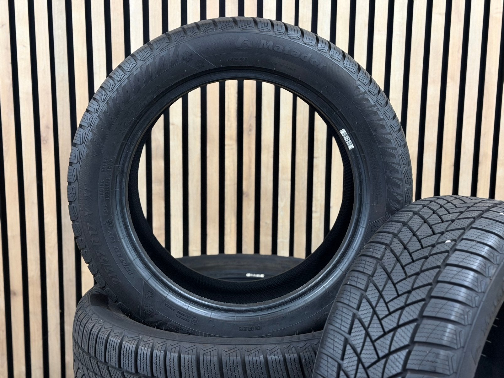 ️4x Matador Winterbanden 215/55 R17 8mm DOT25 €350 All-in, Ophalen, 215 mm, 17 inch, Winterbanden