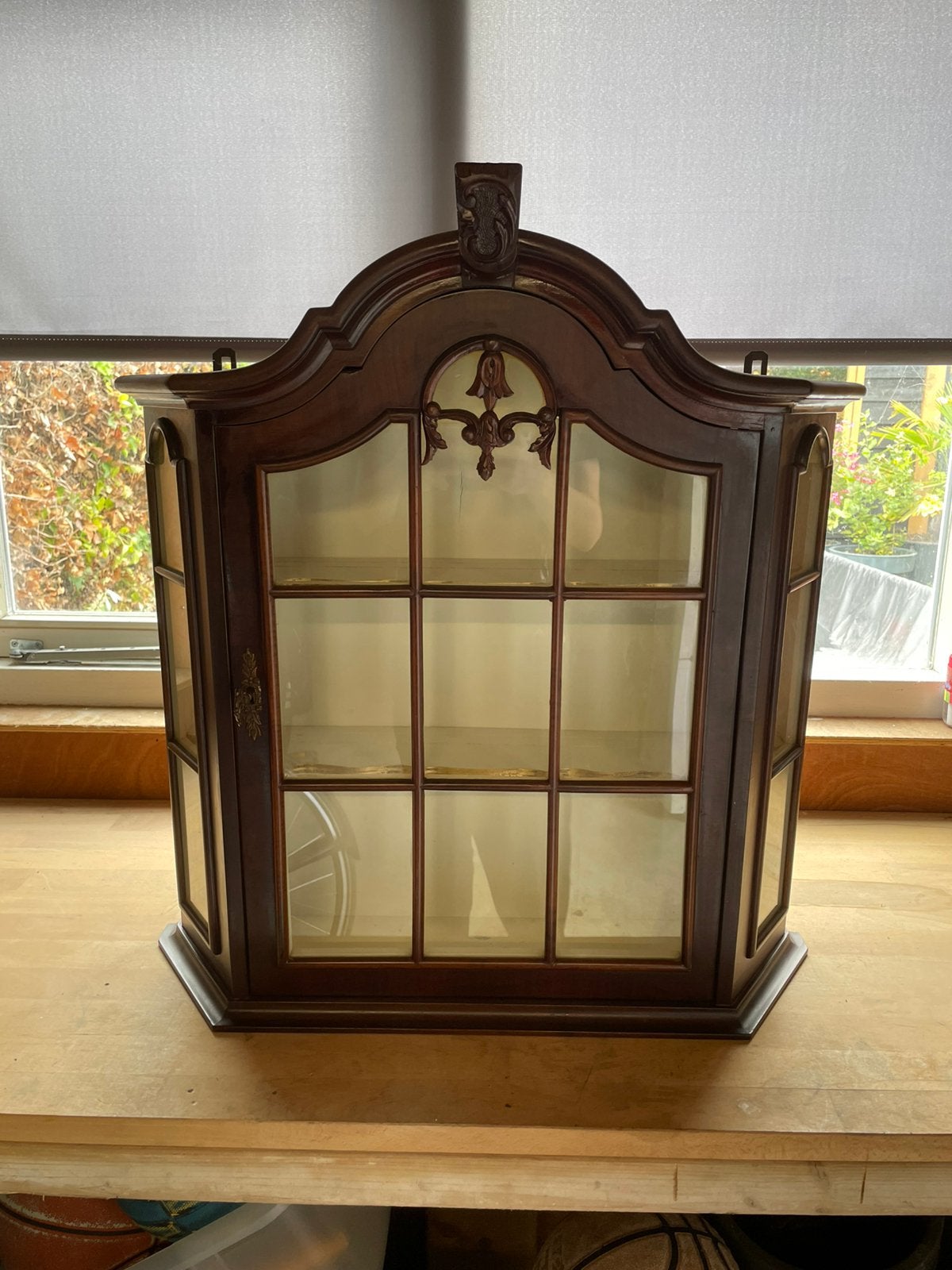 Hangkastje, Ophalen, 50 tot 100 cm, Zo goed als nieuw, Minder dan 25 cm