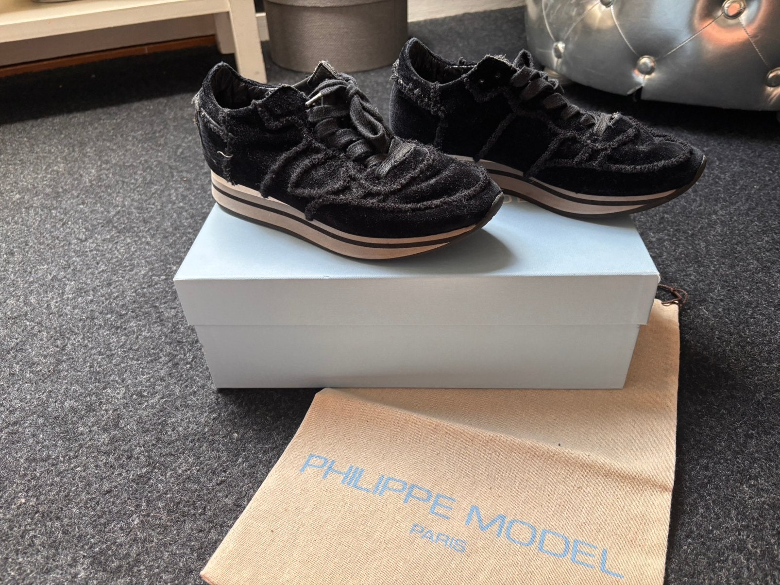 Philippe model sneakers, Kleding | Dames, Ophalen of Verzenden, Zo goed als nieuw, Sneakers of Gympen