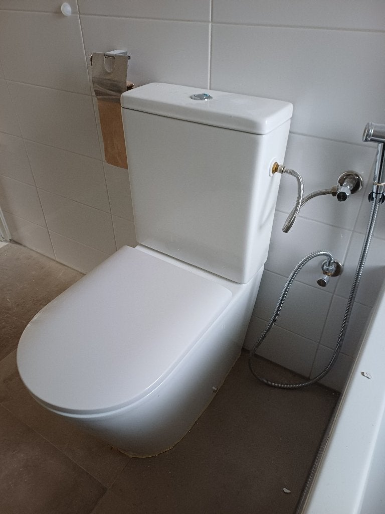 Toilet pot, Ophalen, Toilet