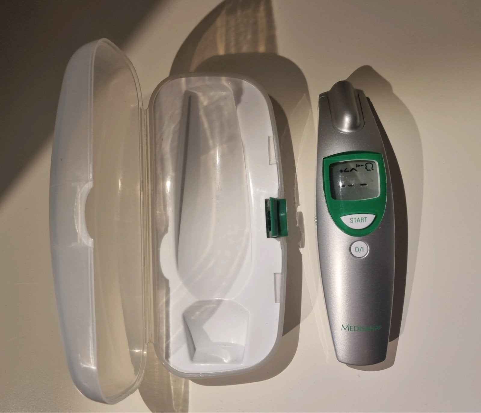 Medisana FTN Infrarood Thermometer met etui, Witgoed en Apparatuur, Ophalen of Verzenden, Zo goed als nieuw, Overige typen