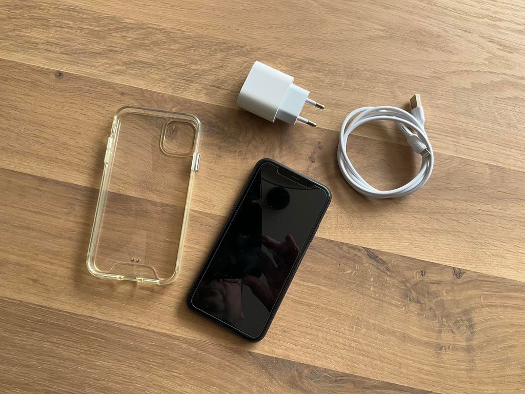 iPhone 11 128GB - Zo goed als nieuw met oplader en hoesje, Ophalen of Verzenden, Zo goed als nieuw, Overige typen, Apple iPhone