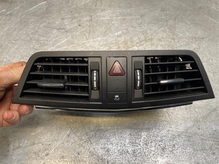 Luchtrooster Dashboard van een Mercedes E-Klasse, Auto-onderdelen, Gebruikt, -, Ophalen of Verzenden, -