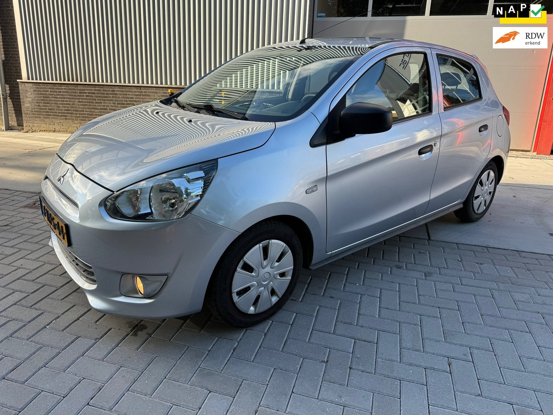 Mitsubishi Space Star 1.0 Inform, Voorwielaandrijving, Euro 5, Gebruikt, Origineel Nederlands
